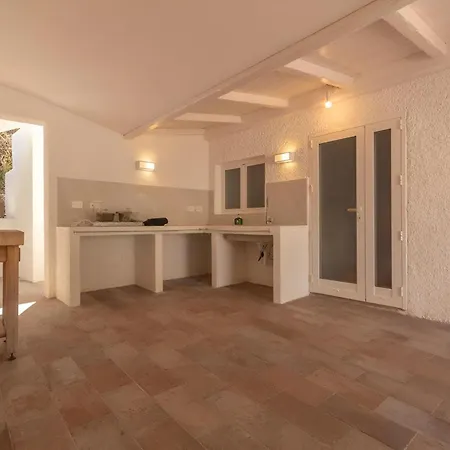 Luxury Sea View & Private Pool - 8 Guests