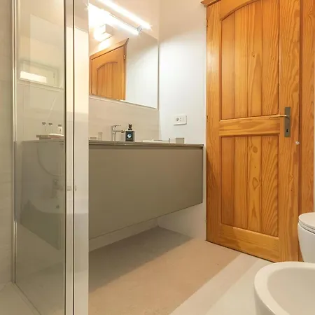Luxury Sea View & Private Pool - 8 Guests