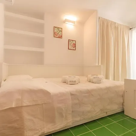 Luxury Sea View & Private Pool - 8 Guests * 阿列恩图