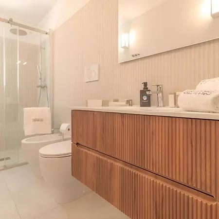 Luxury Sea View & Private Pool - 8 Guests * 阿列恩图