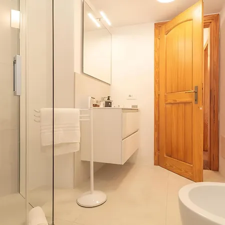 别墅 Luxury Sea View & Private Pool - 8 Guests *